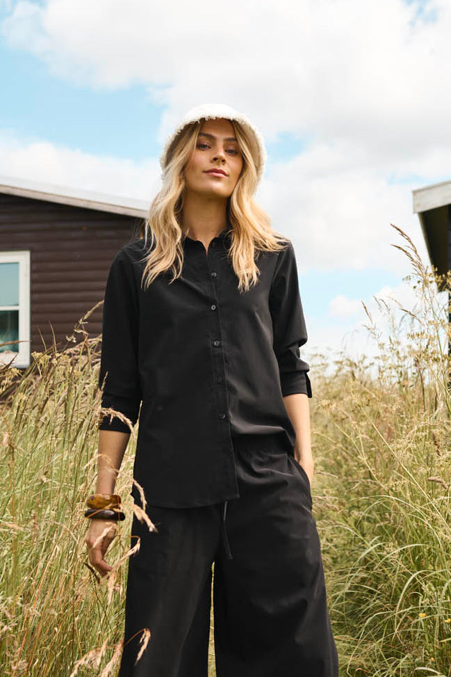 Iris Shirt - Black