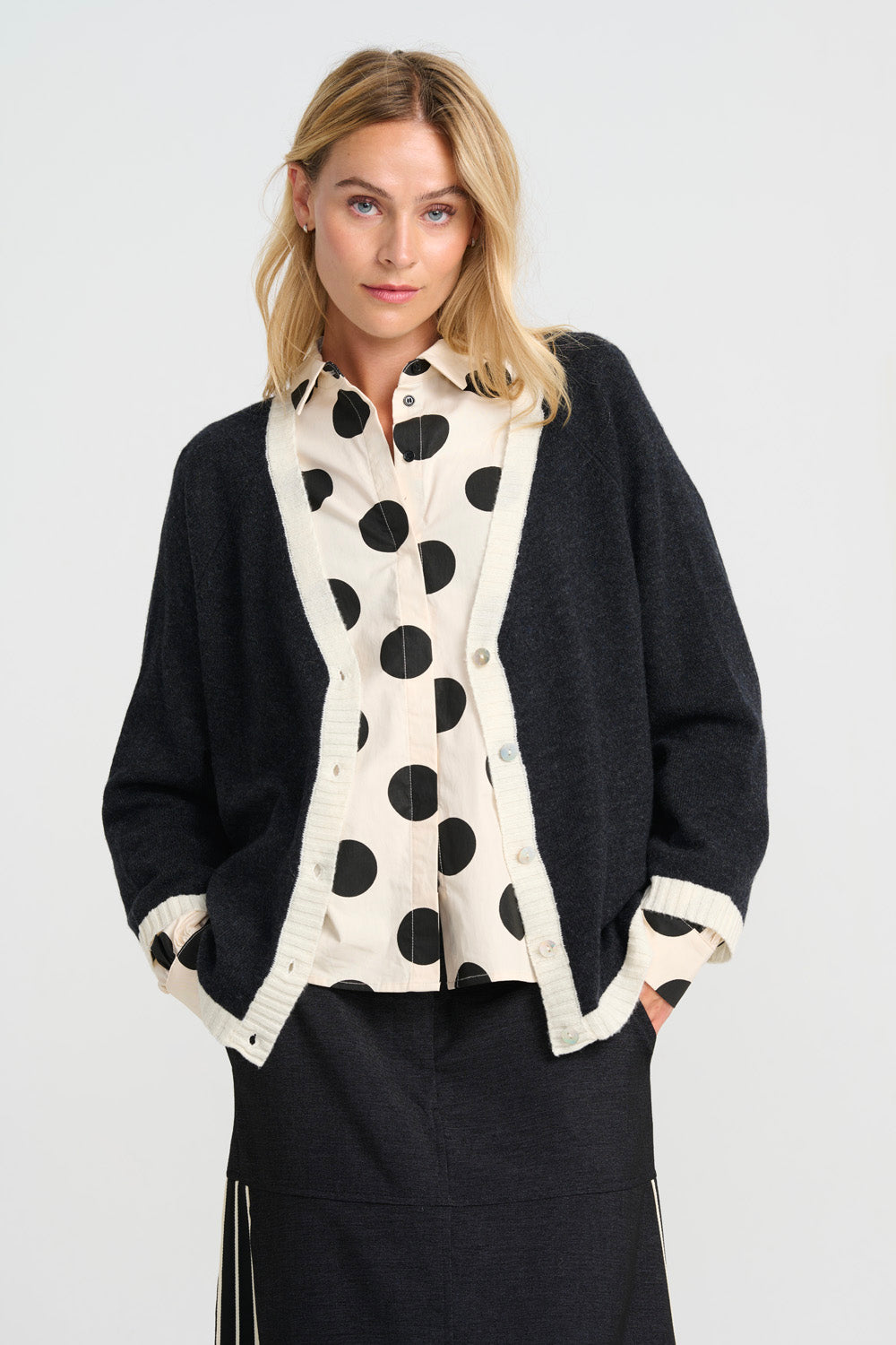 Kash Cardigan - Dark grey