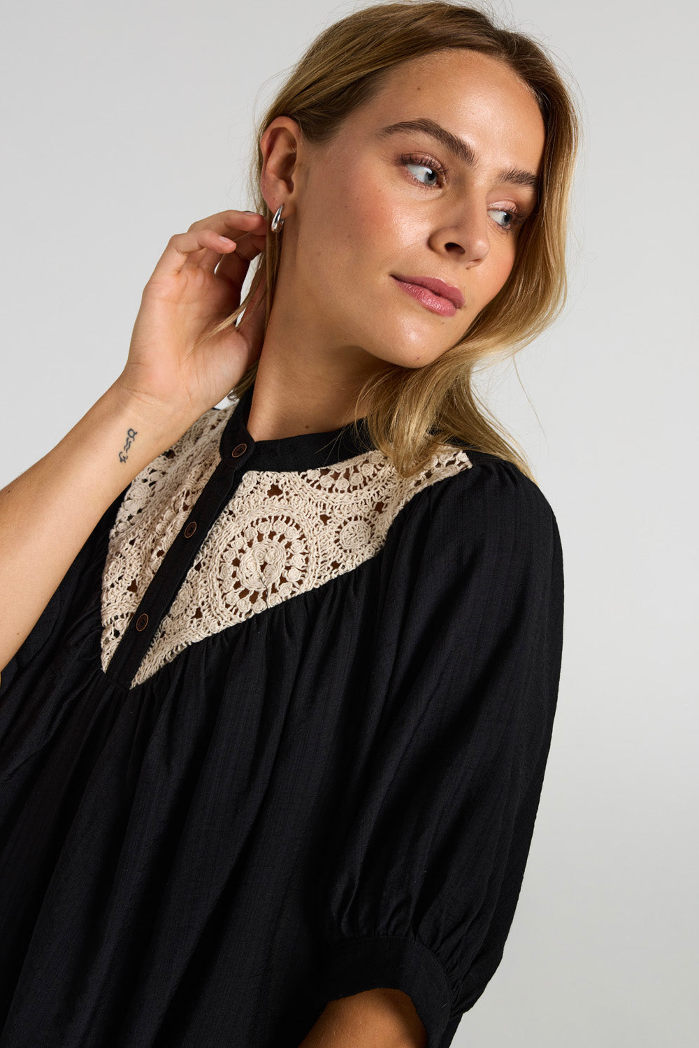 Marigold Shirt - Black/Whisper