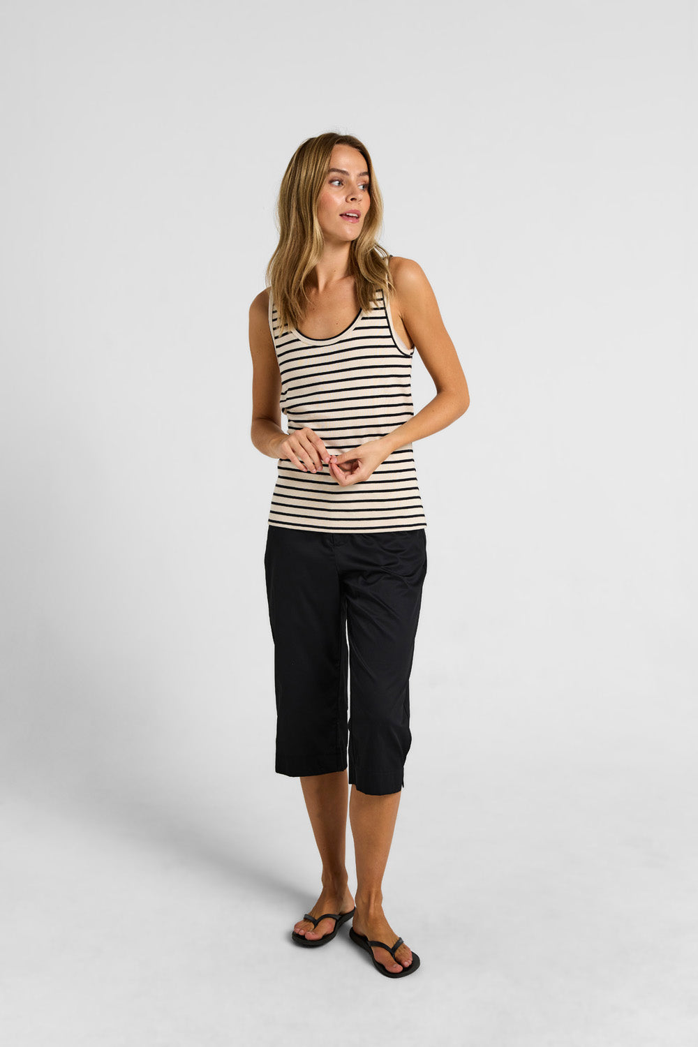 Capri Pants - Black