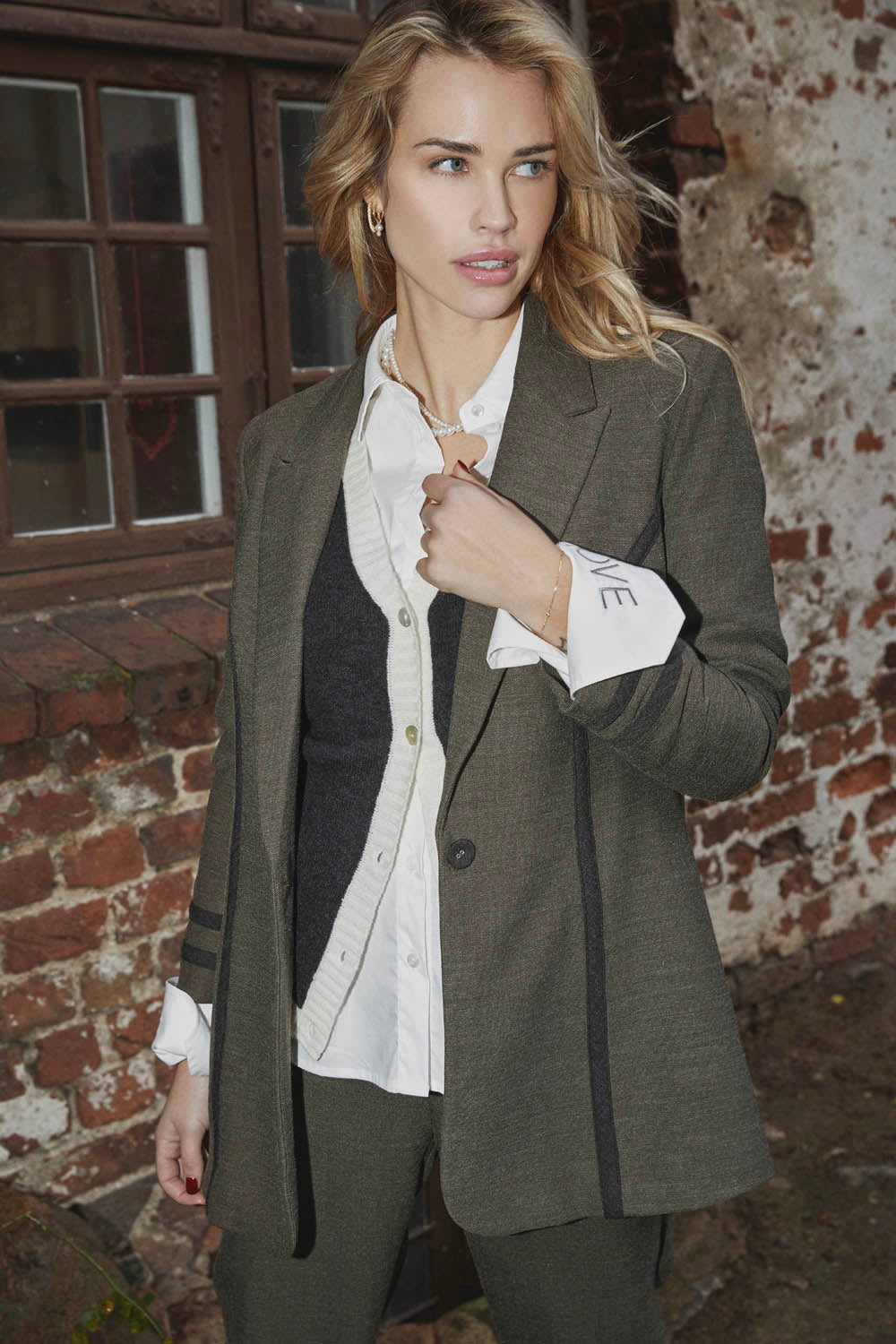 Kärlekströja - Vit / Midnattskärlek