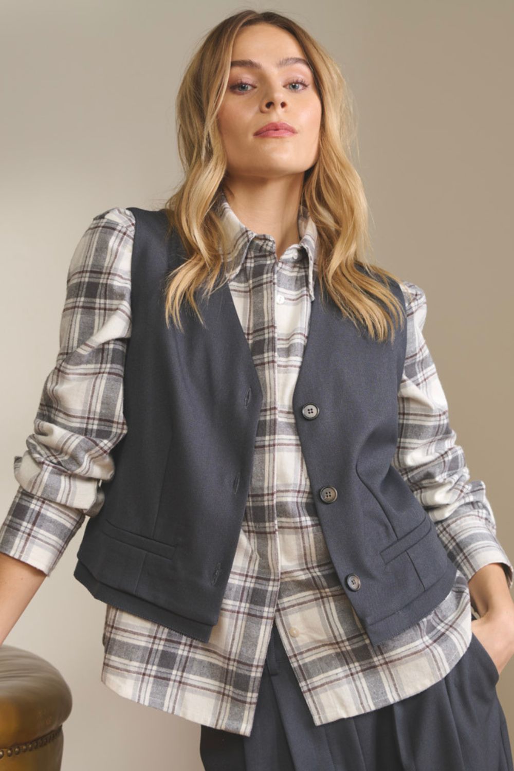 Knight Vest - Dark grey