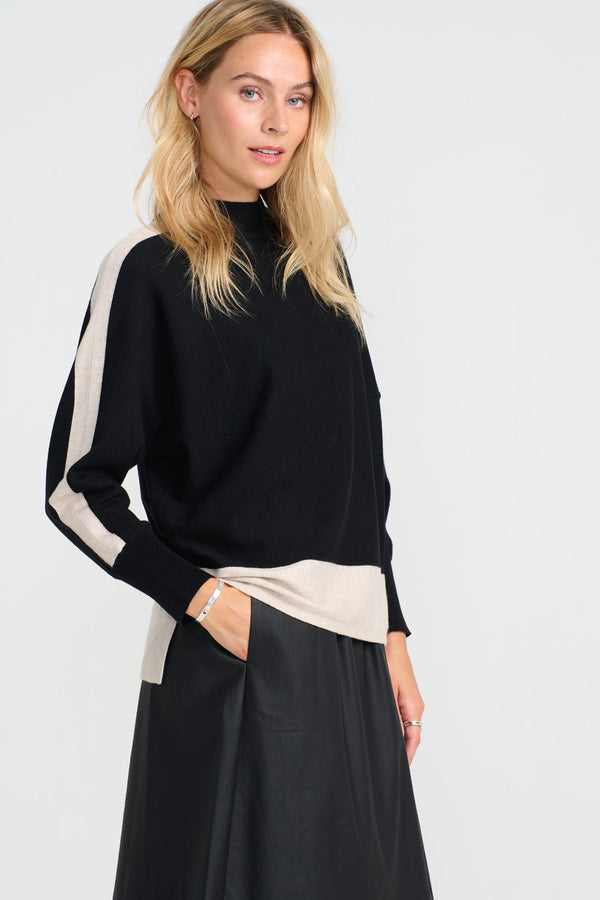 Rue Pullover - Black / Sand