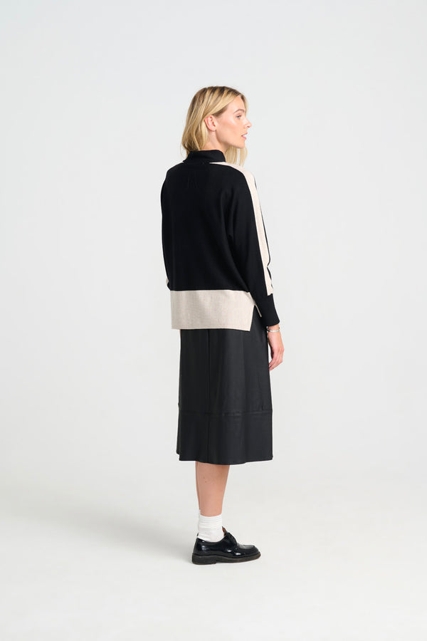 Rue Pullover - Black / Sand