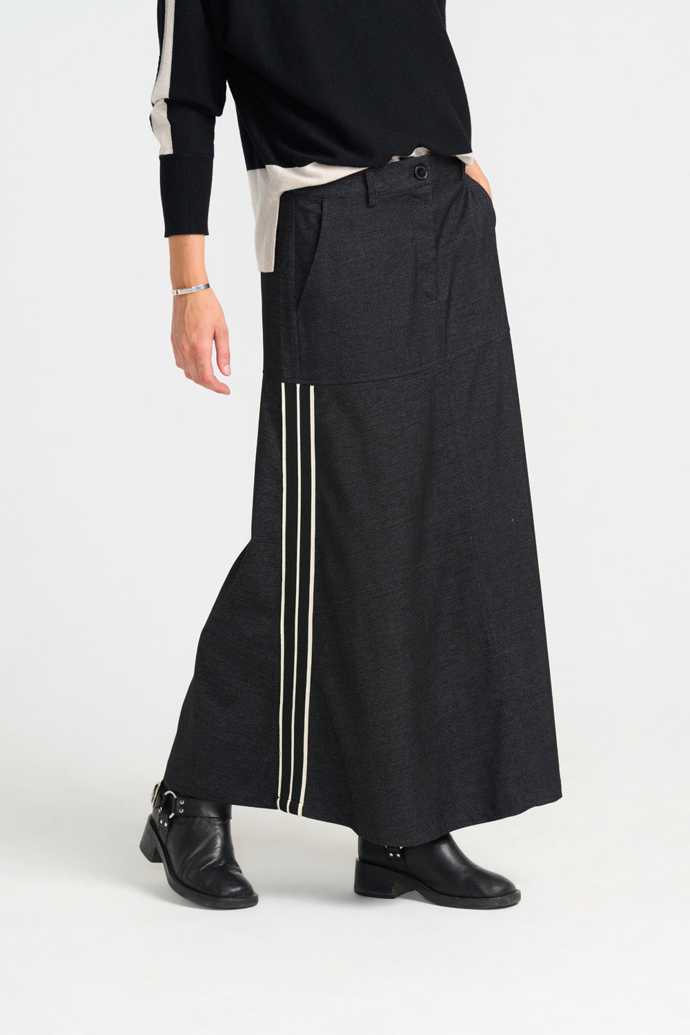 Madonna Skirt - Black Stripe