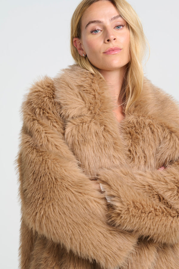 Monroe Short Jacket - Camel