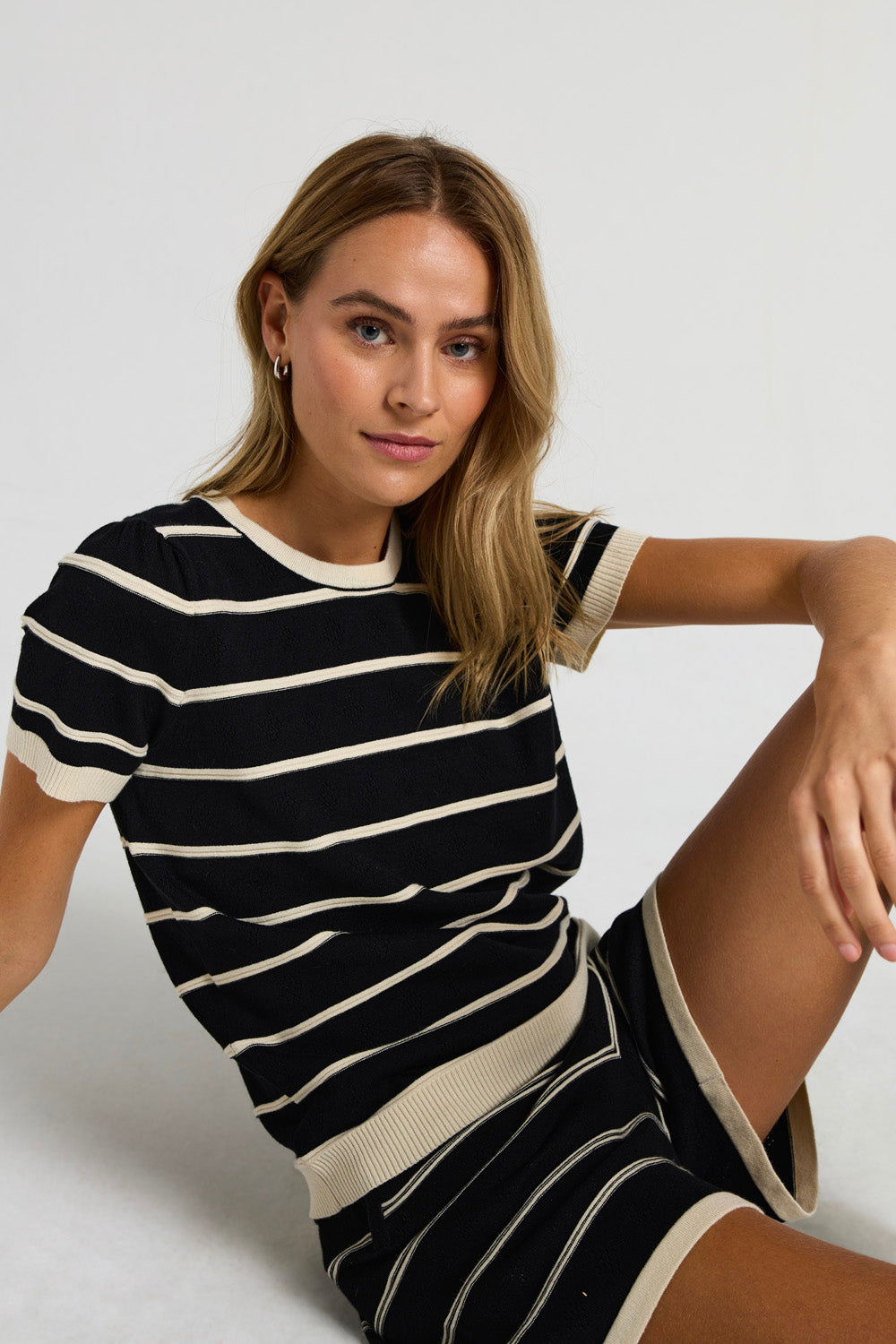 Lilly Shorts - Black/Whisper