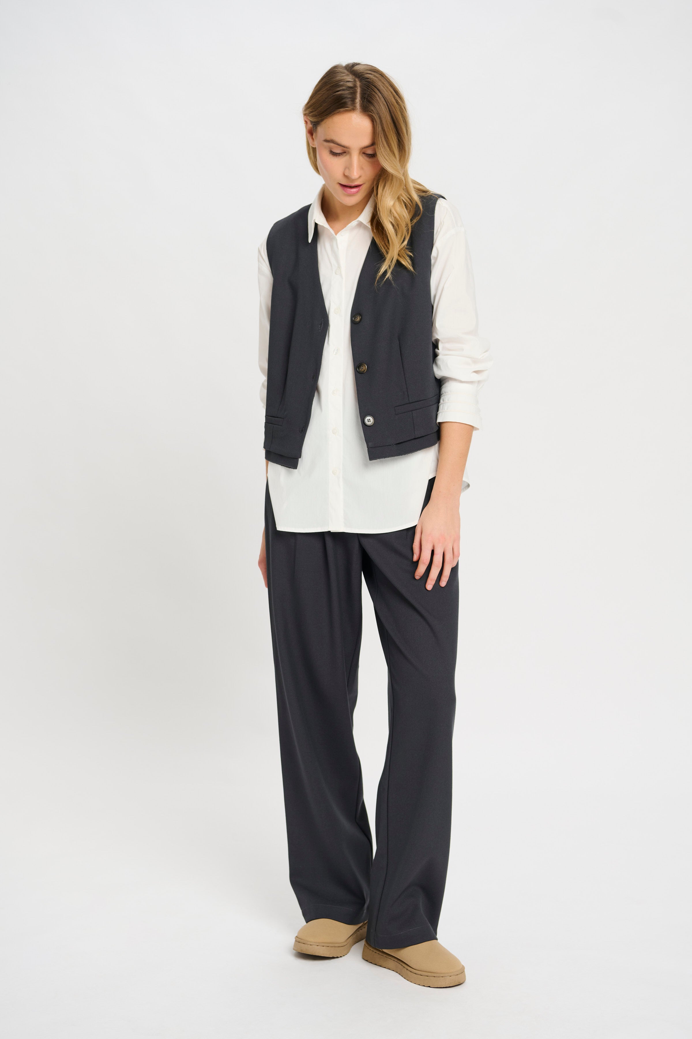 Knight Vest - Dark grey