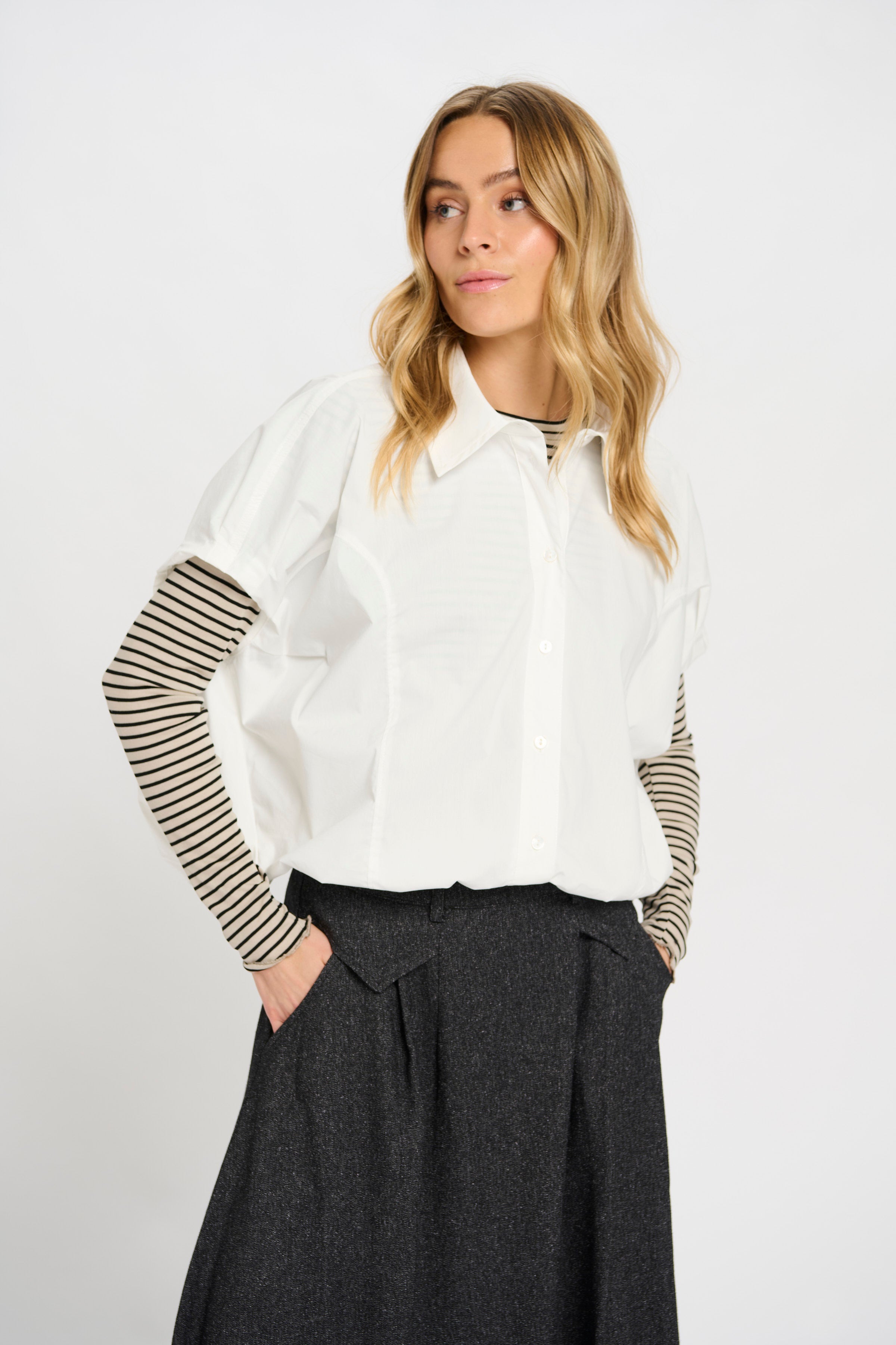 Balloon S/S Shirt - White