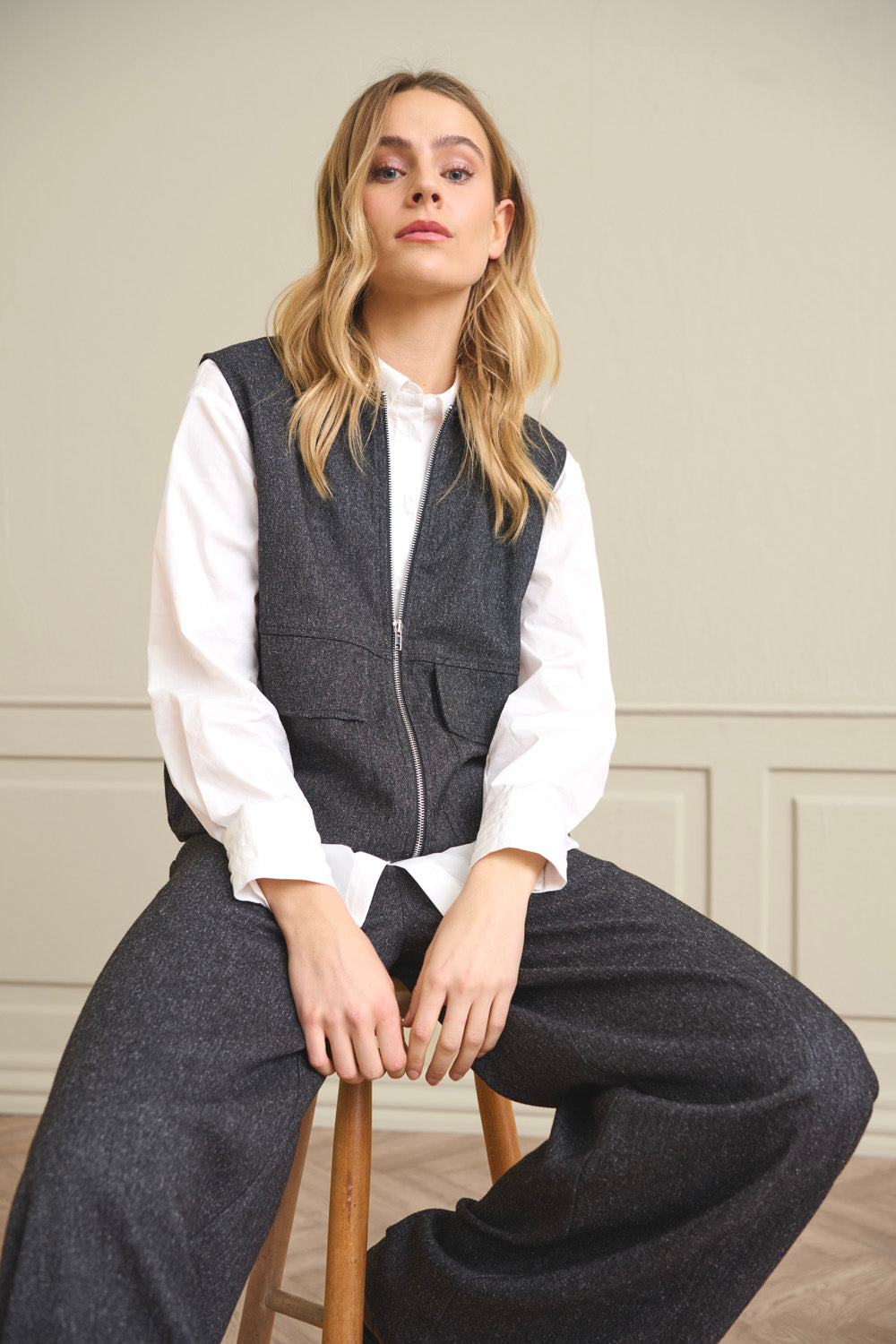 Minnelli Vest - Dark grey