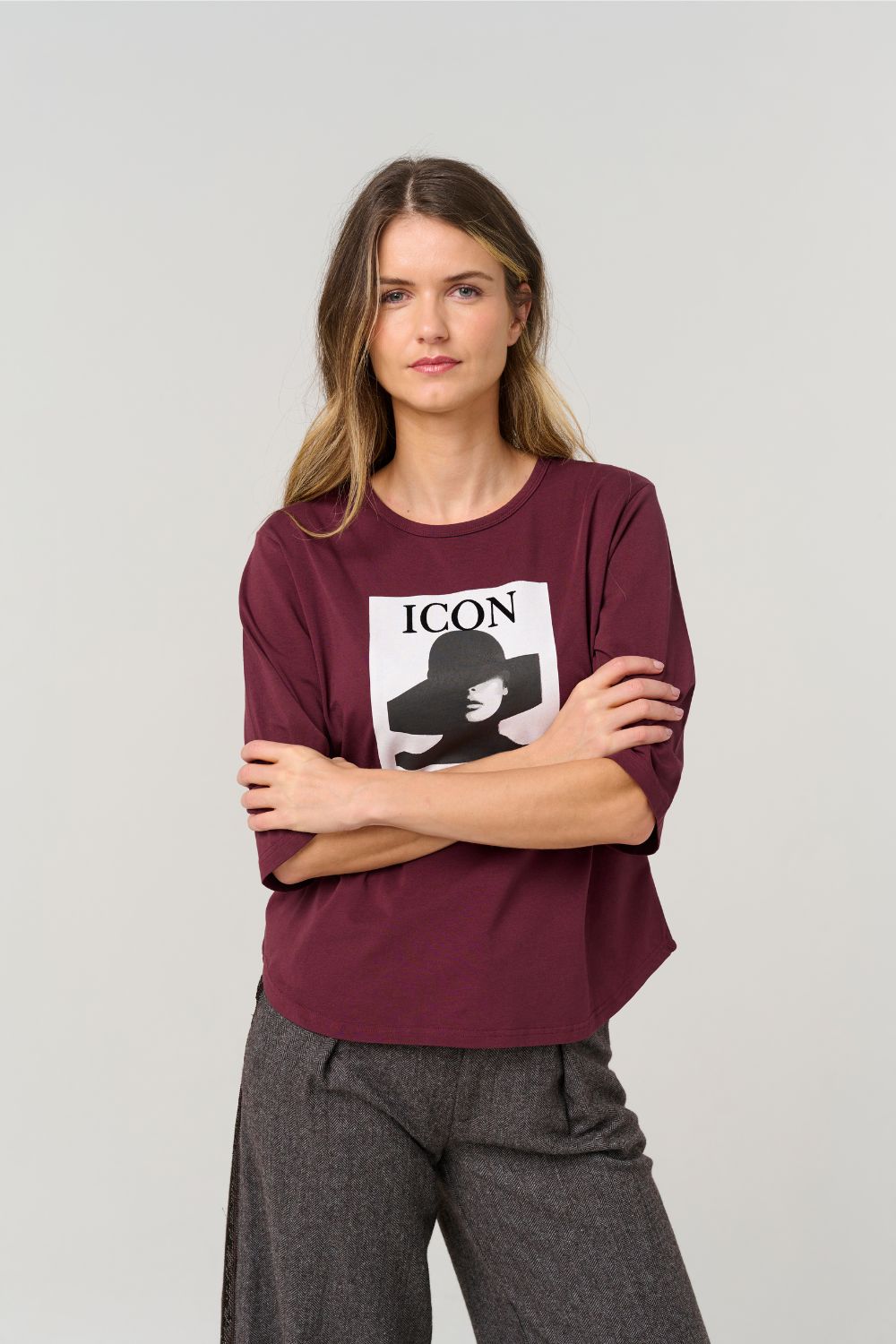 Costamani Icon Hat Tee T-shirts Burgundy